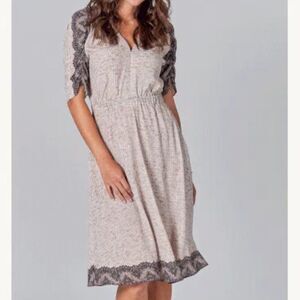 Tucker NYC Market Dress Champagne Sequins in Silk Crepe de Chine V-neck